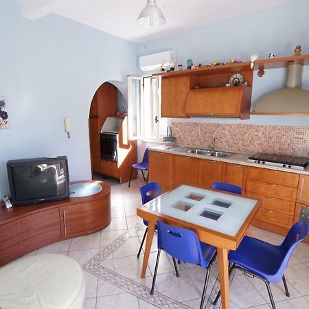 Апартаменти Casa Eleonora Кампофеліче-ді-Роччелла Екстер'єр фото