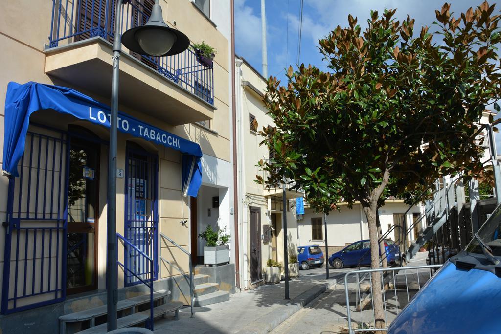 Апартаменти Casa Eleonora Кампофеліче-ді-Роччелла Номер фото